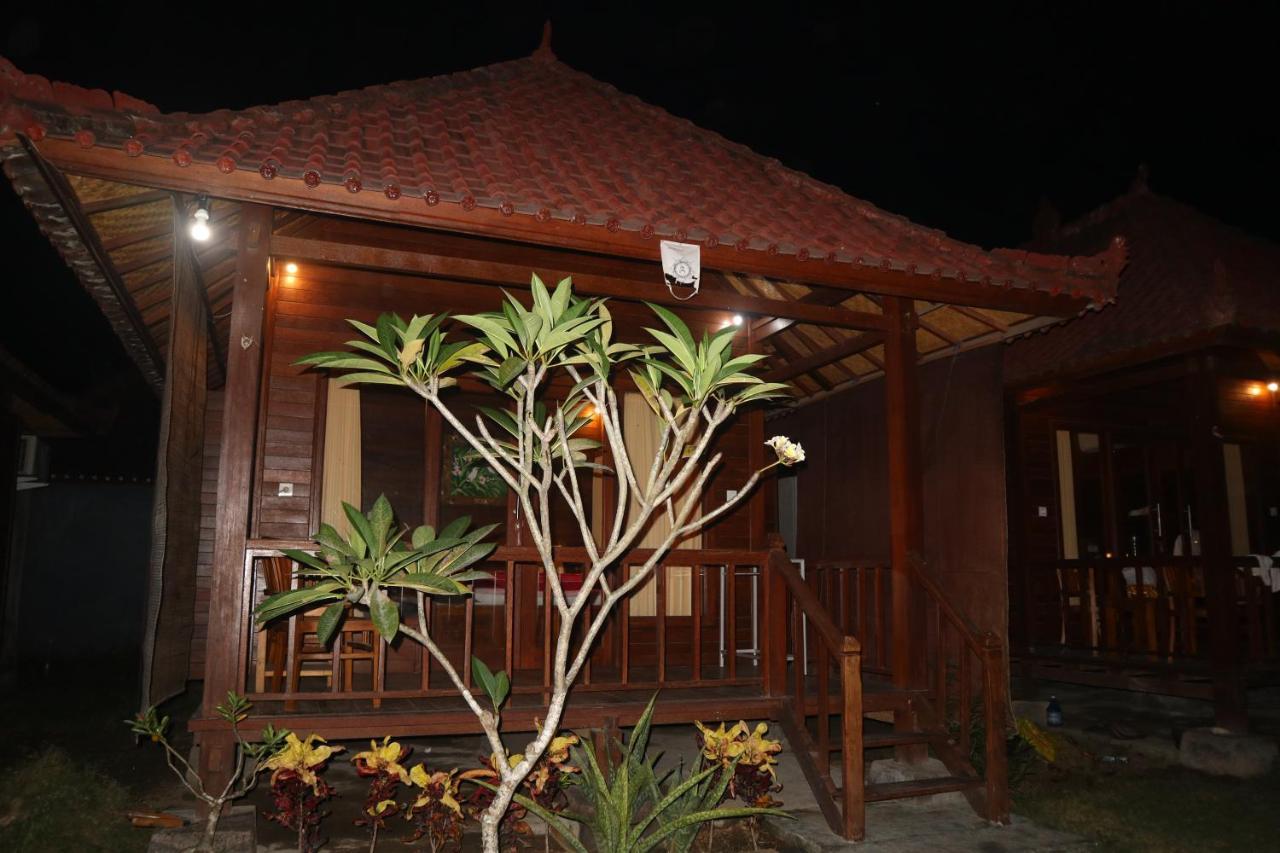 Svaha Nusa Guest House Lembongan Zewnętrze zdjęcie